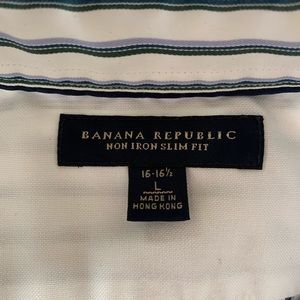 Banana Republic Non-Iron Slim Fit. L. 16-16.5.